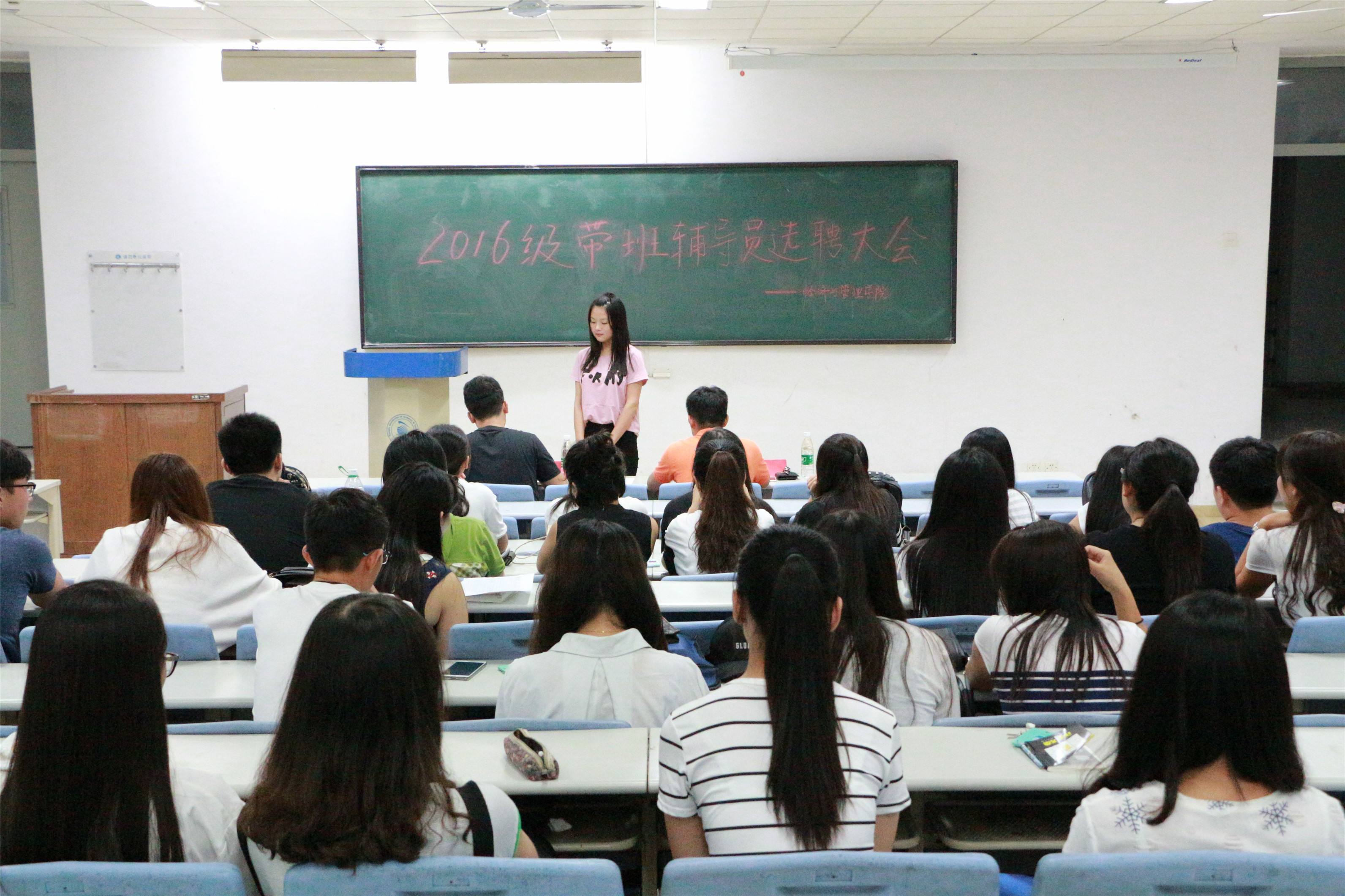 大学四年，孩子花钱如“流水”，算下来数目不小，都花在哪里了？