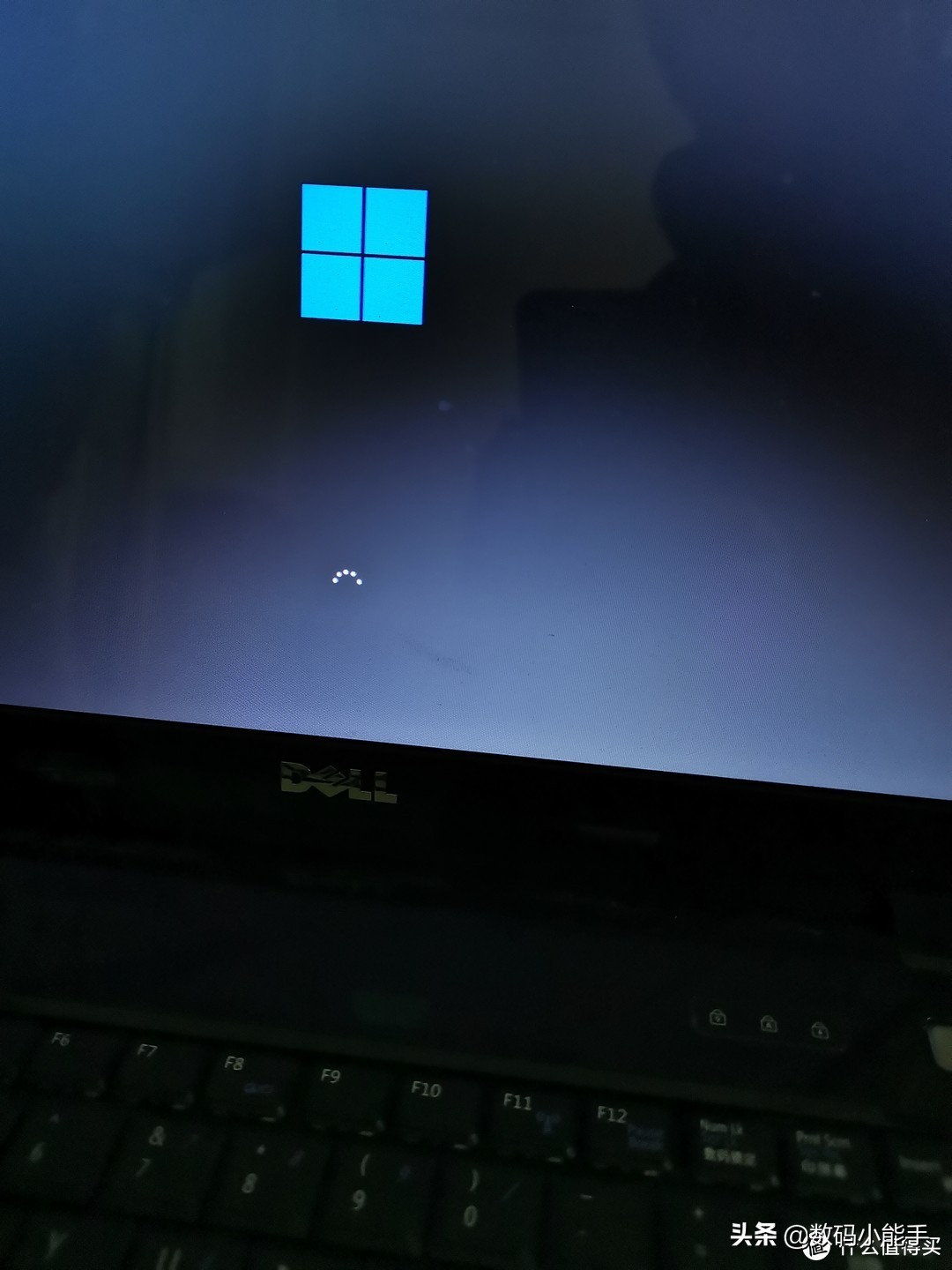 不整虚的！手把手教你用换脸盆的古董电脑安装Windows 11系統