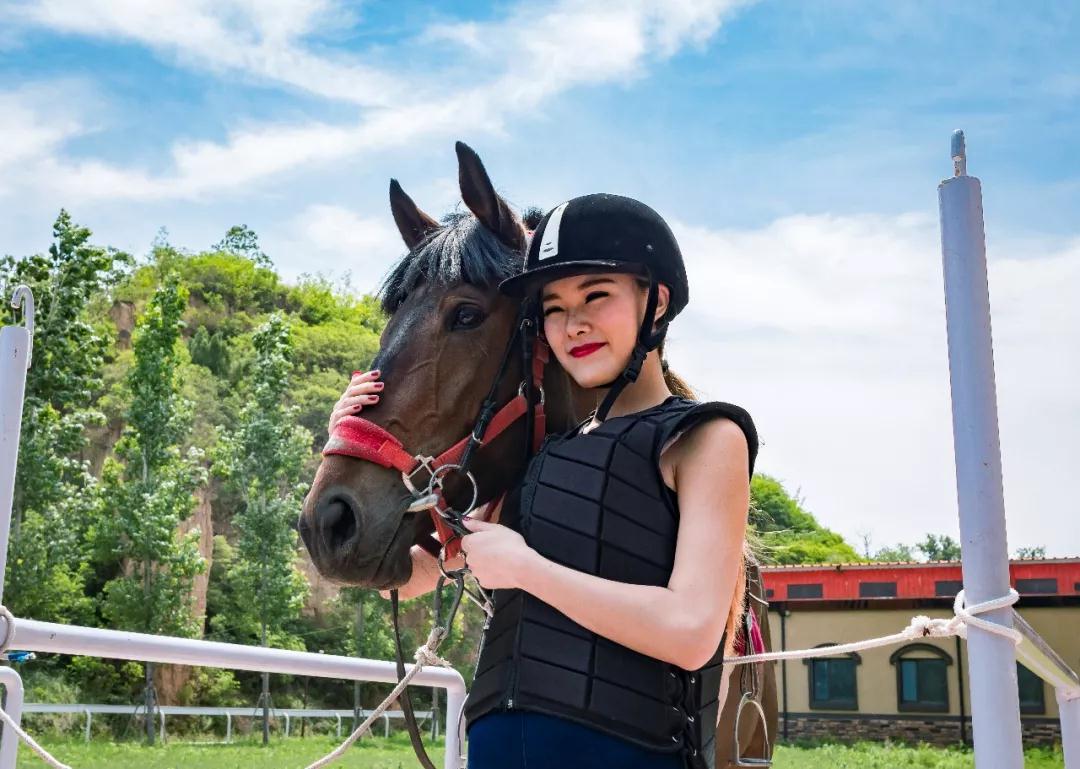 让一切从心出发——海淀外国语签约奥伦达部落·五云山小镇