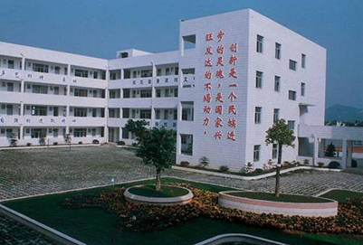 华大医药卫生学校和四川医科校——强弱谁是定盘星？