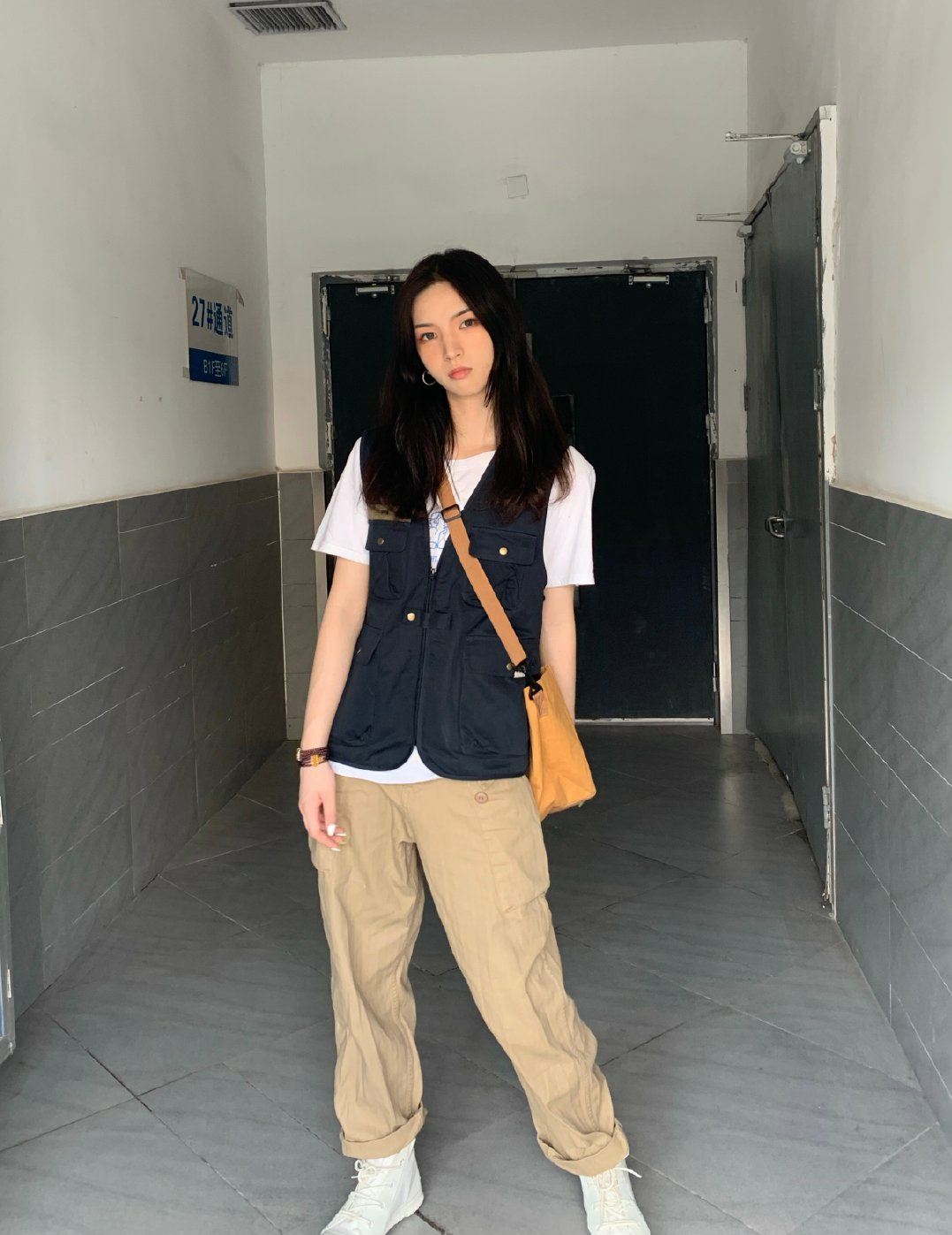 时尚博主囍妹儿，分享大学生时尚穿搭，四种风格简约时尚，超美