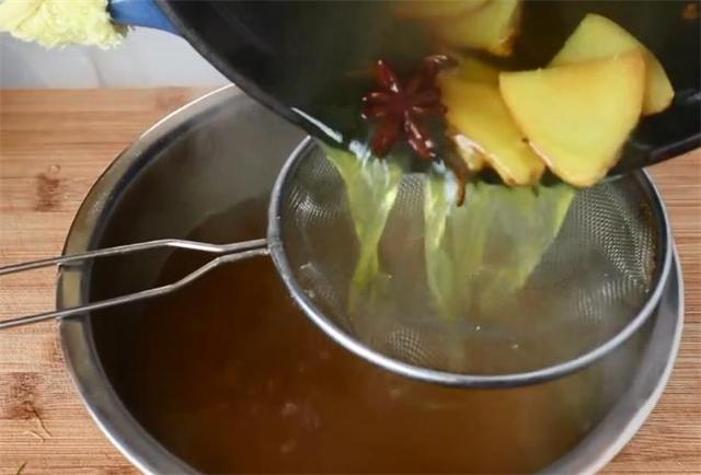 凉皮不用买，教你最详细凉皮配方，劲道柔软不开裂，做法超简单