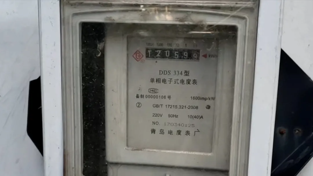 调查 | 小区汽车充电桩接入商用电，不止价格翻番