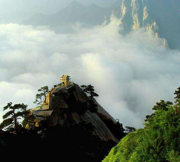 五步定华山，一梦八百年，陈抟之于华山，真是神仙一样的存在啊！