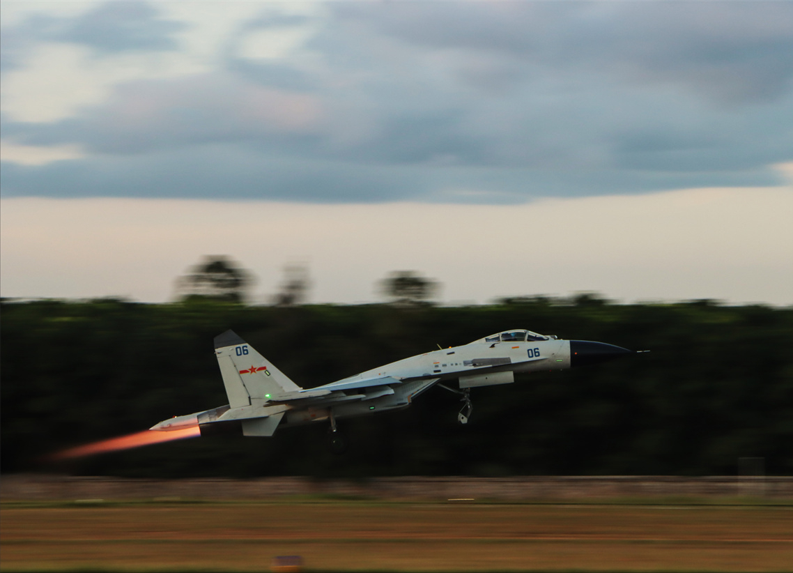 1000�ܶ�3000�ܣ��ж�����ս������������������������ȴ��ѹ����