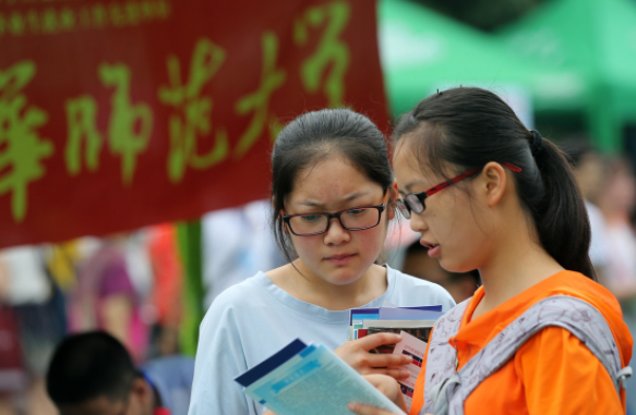 广西高考“捡漏王”，556分上岸上海交大，果然考得好不如报得好