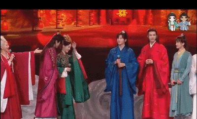 “浪浪钉”成背景板了？周也马闻远CP感爆棚！这眼神真不是在谈吗