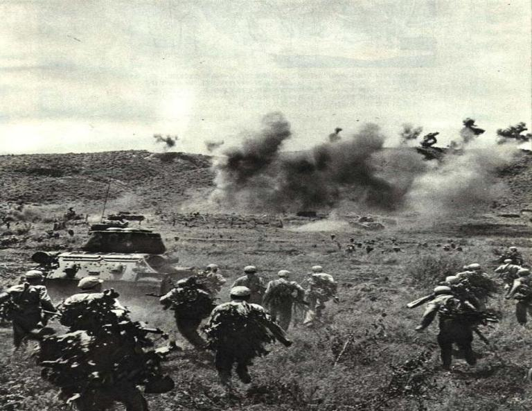 铁甲雄狮歼英军——记抗美援朝经典战例马良山战斗中的坦克兵