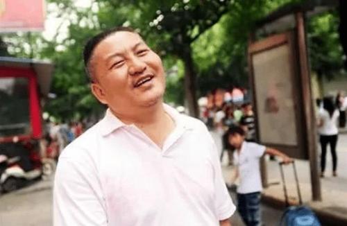 高考钉子户梁实：参加高考24次，今年再次走进考场，结局怎样呢？