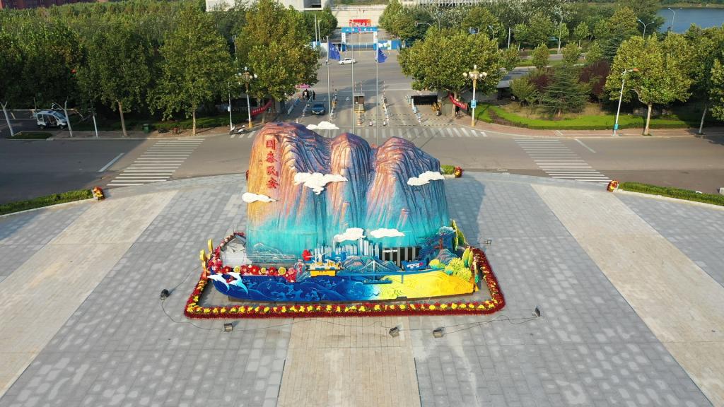 山东艺术学院2021录取文化最高571分，本科录取2272人，本省占75%