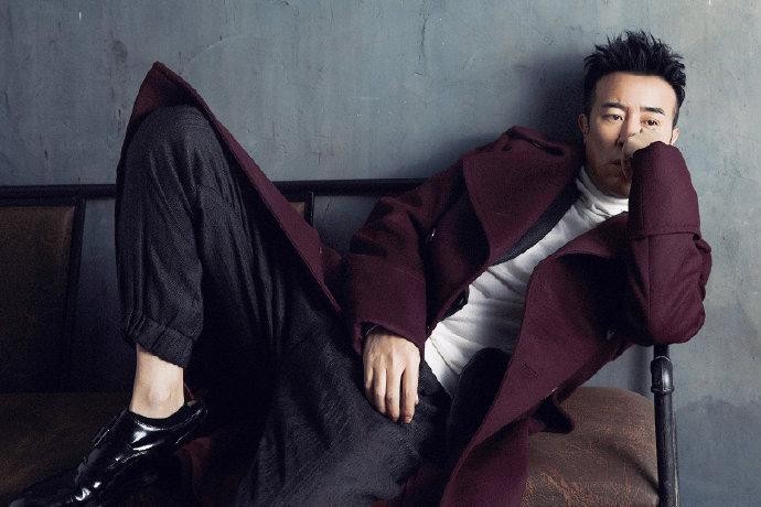 “大器晚成”于和伟的成名往事，有八个哥哥姐姐，吃姐姐奶水长大