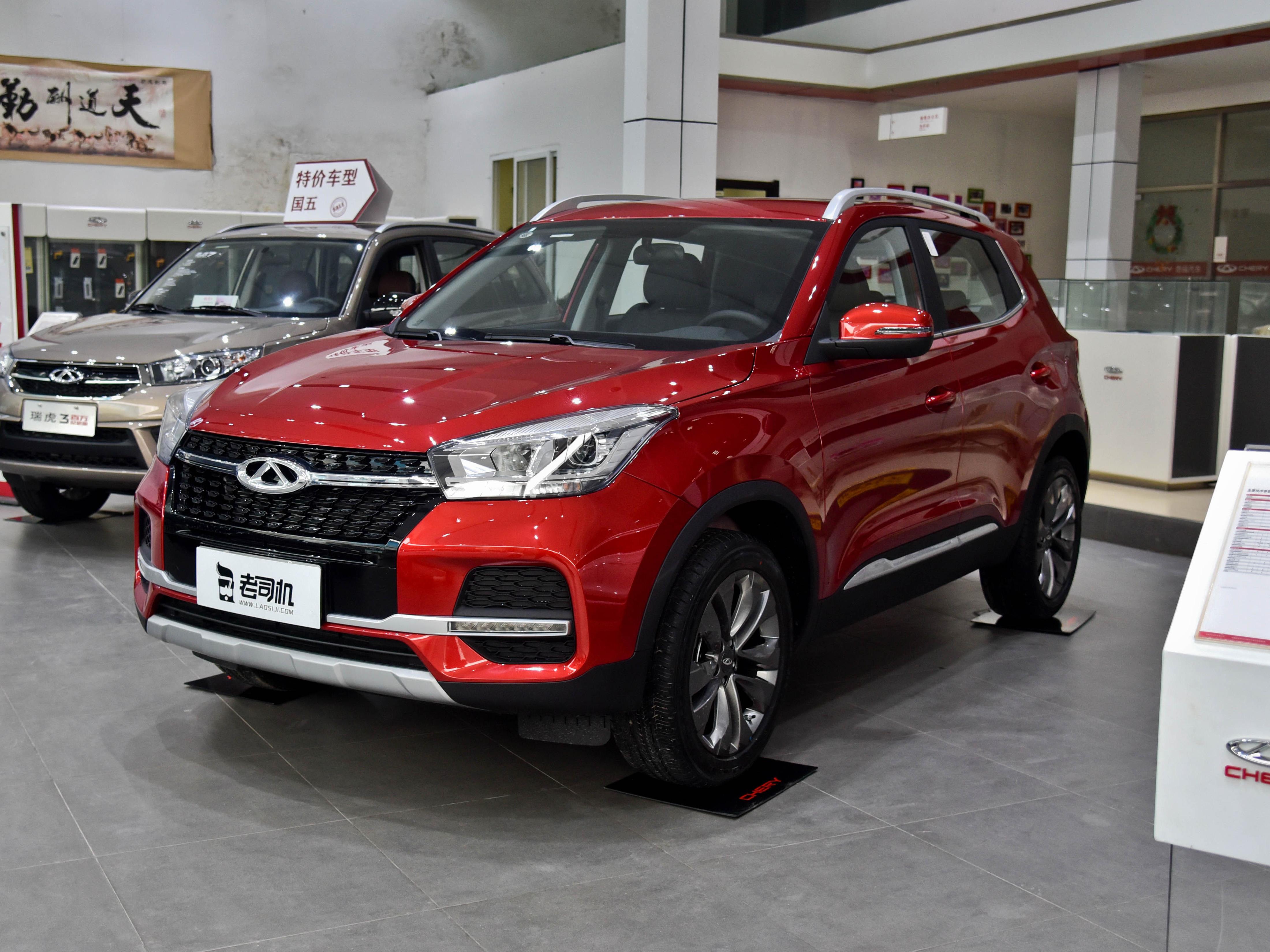 低价位高颜值的国产suv,大空间低油耗,实拍奇瑞瑞虎5x