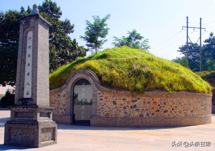 "李广墓中埋葬的正是这位浴血杀敌的飞将军李广.