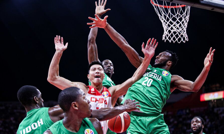 fiba篮球世界杯直播(3天2次扎心！FIBA重播男篮PK尼日利亚 世界杯2场最惨失利循环播出)