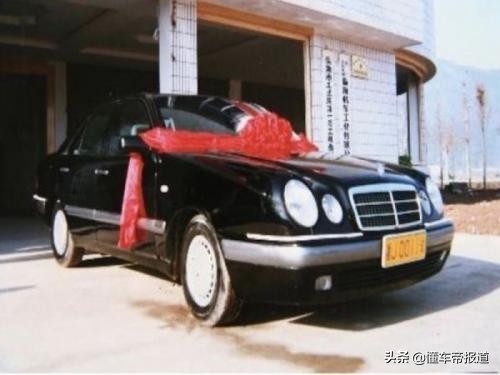 从照相馆到民营车企第一 吉利汽车品牌历史（上）