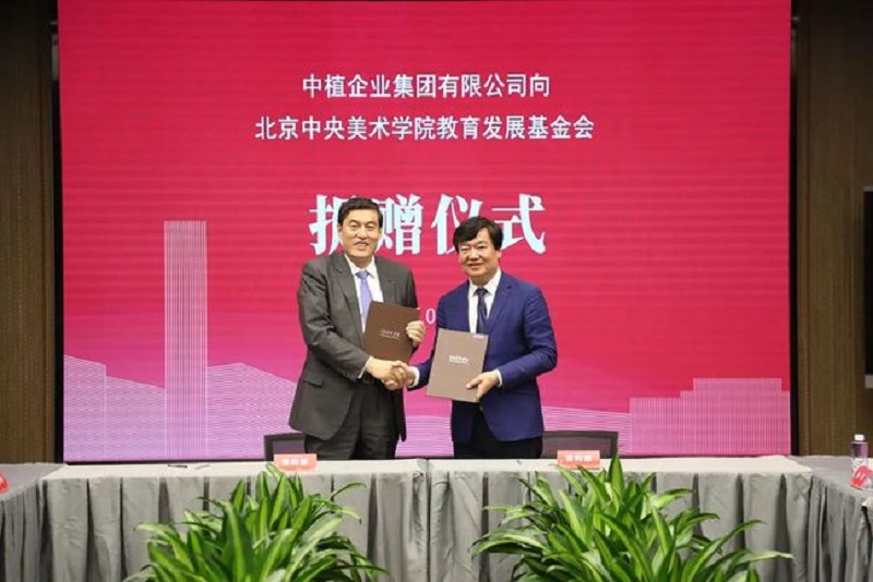 毛阿敏丈夫解直锟：从印刷厂工人到身价万亿，生活低调热衷做慈善