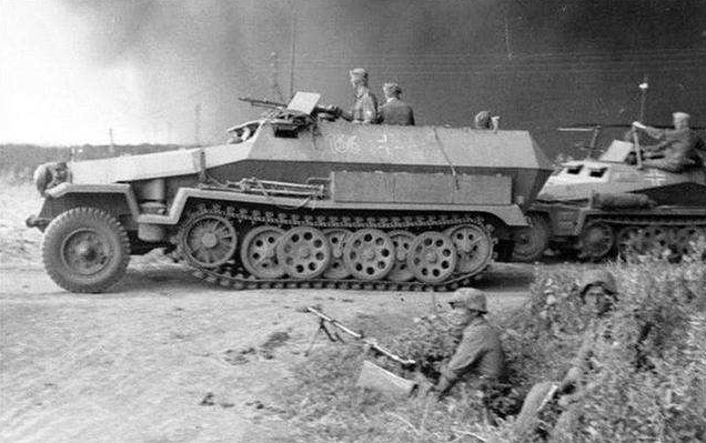 1944年德国虎王坦克王牌指挥官卡尔·鲍曼一战击毁敌军57辆坦克