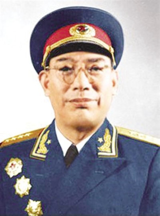 1955年授军衔，十位大将都担任什么职务？职务最高的是谁？