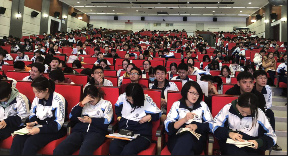 2021高考没考好不允许“复读”？官方回应来了，家长总算放心了