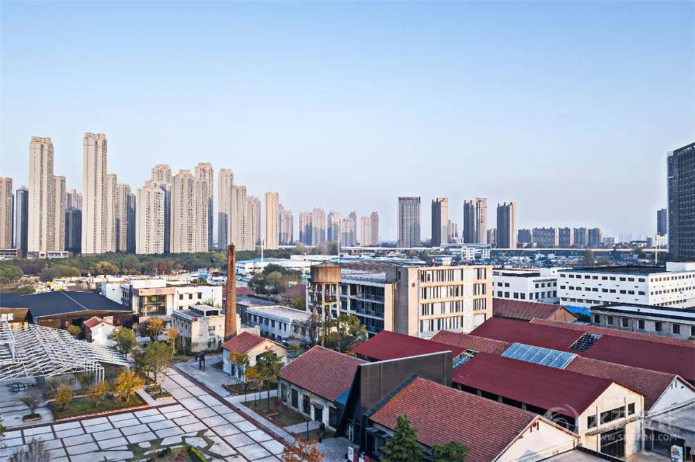 在城市的过往中寻找新生的力量，武汉良友红坊旧改设计欣赏
