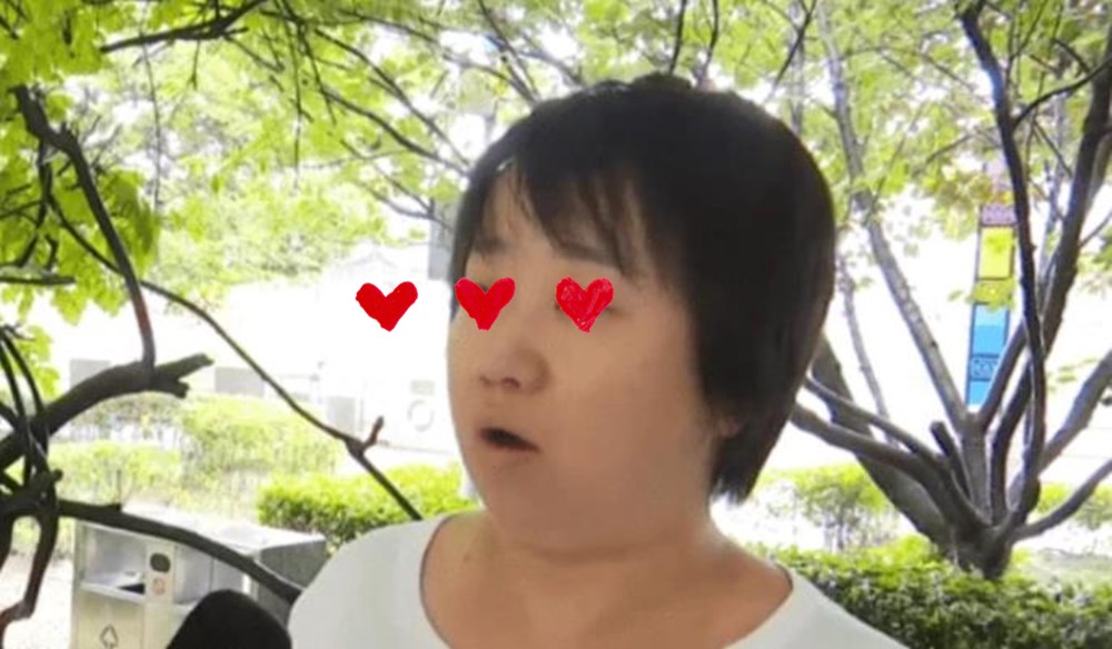 女子怀孕5个月被辞退，老板：久站影响胎儿，如何协调工作与生活