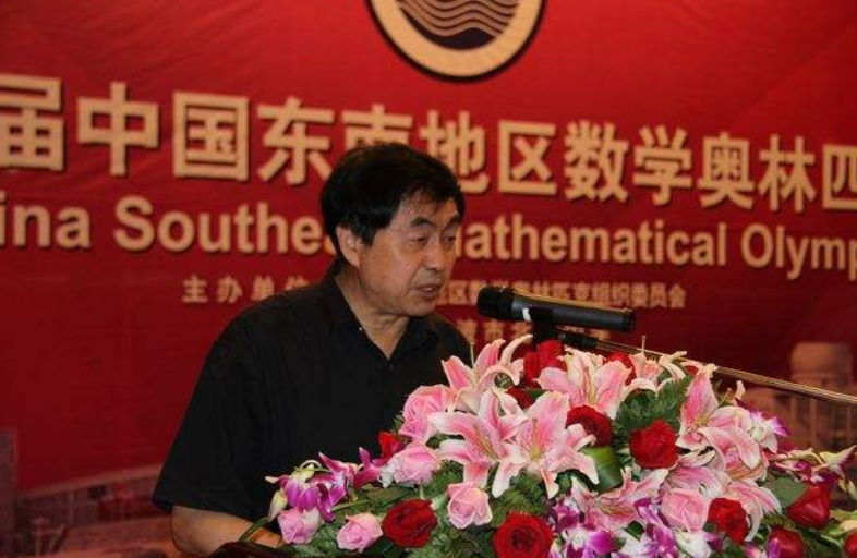 我国高考历史上，最难的三次数学考试，学生都是哭着走出考场