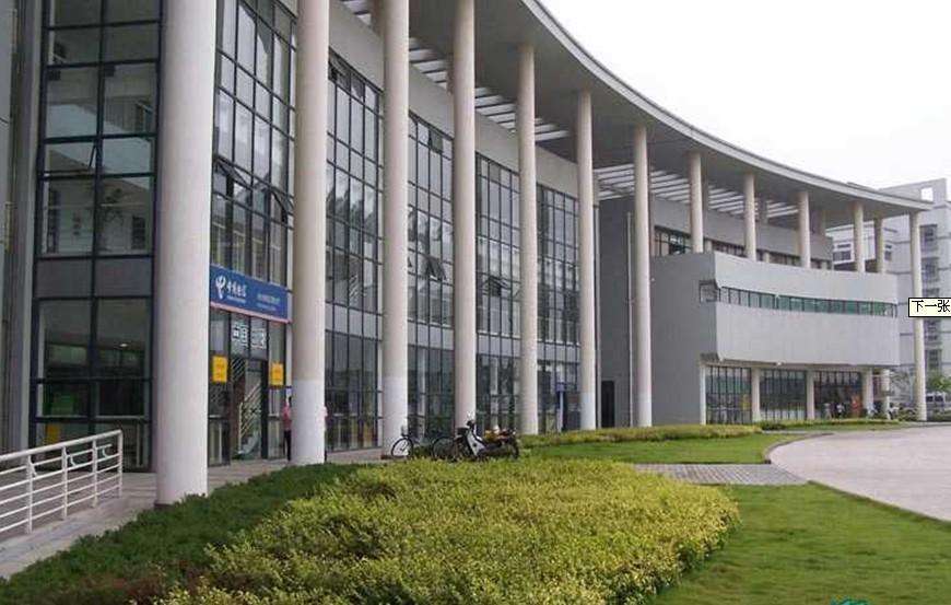 湖南岳阳最强5所高中，有所去年高考600分过线超百人，你听说过吗