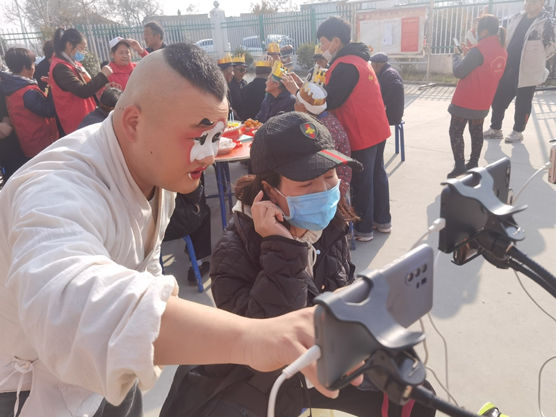 我為群眾辦實事 秦腔劇團進橋西——2021年度橋西村舉辦“懷德生日會”（組圖）