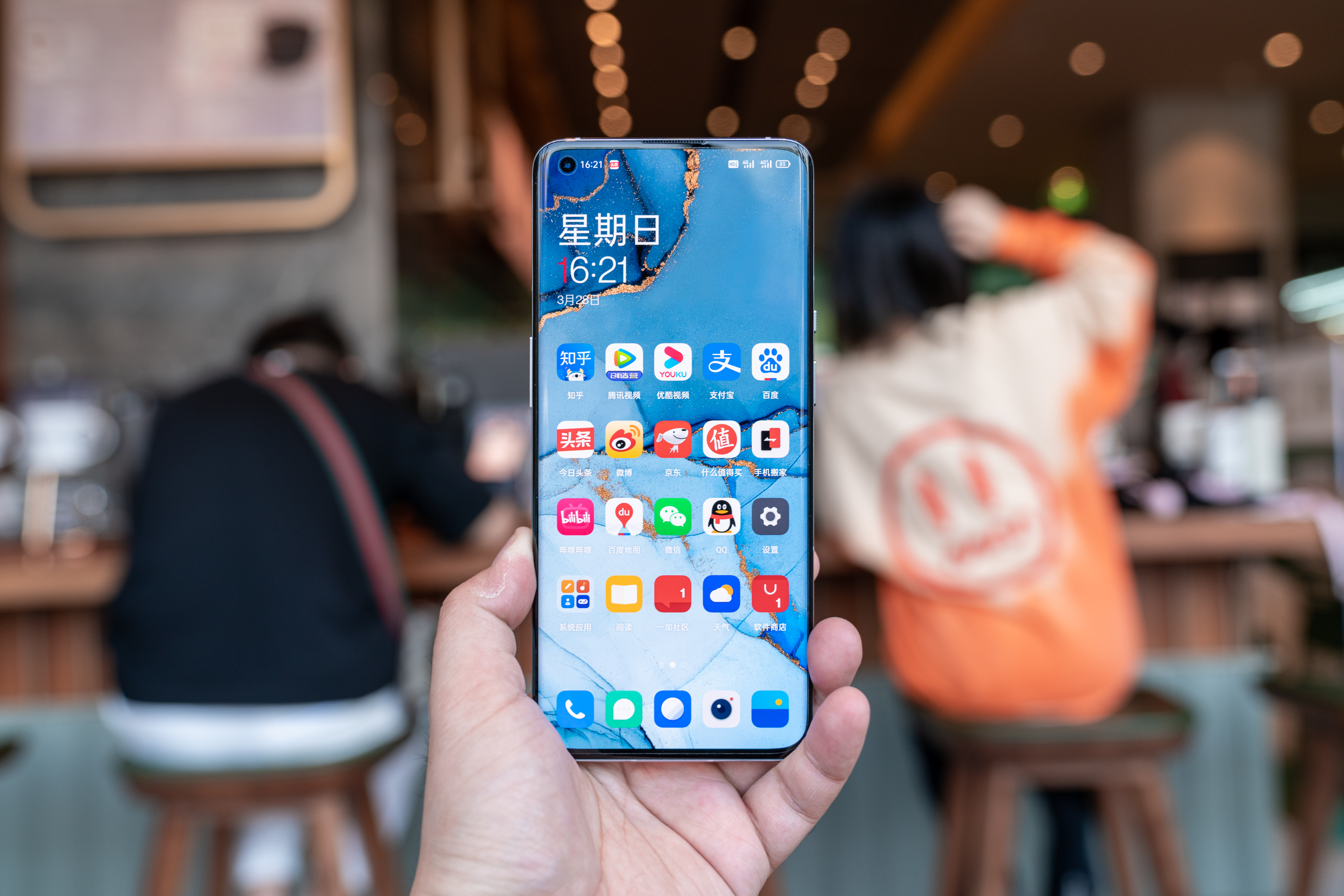 为什么一加手机口碑好？品牌清晰+单系旗舰+全球营销