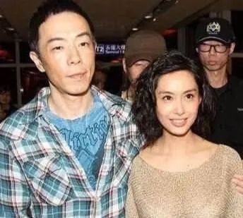 她被誉为“最美紫霞”，曾与星爷假戏真做，险些陷入“尺度”泥潭