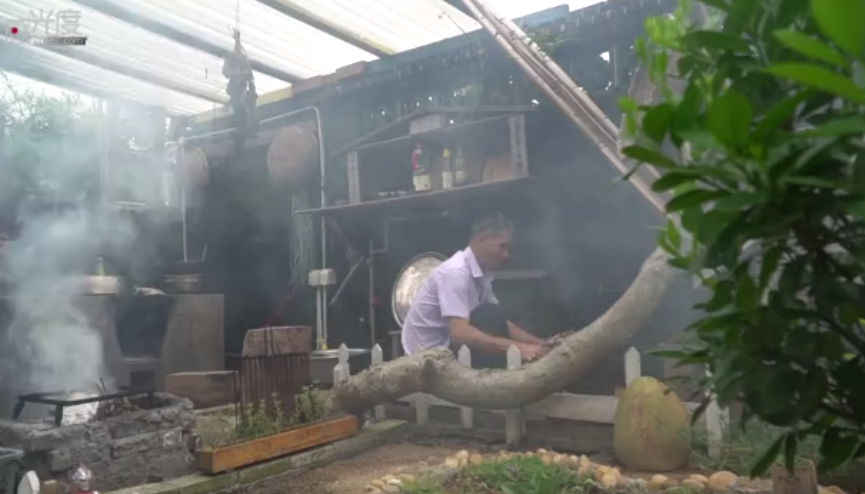 卖房种地供儿子读书，鸡娃圈大佬之子缘何考上常青藤却选择了自杀