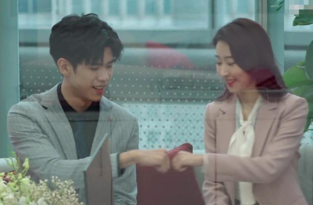 劝丁辉不要背水一战，自己偷偷这样做的女律师，比徐灵菱差在哪儿