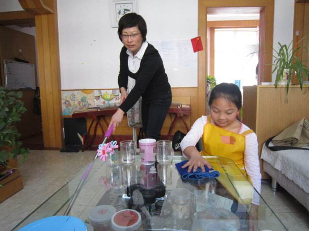 18年前孙俪首次资助的向海清，6000字长文反咬恩人，如今咋样了？