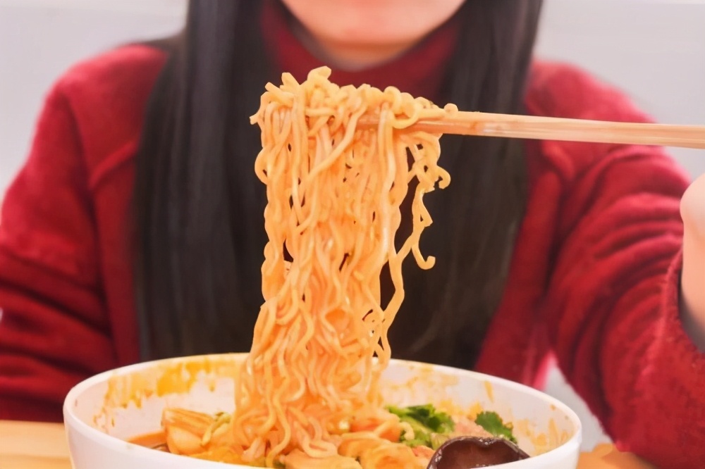 孕妇能不能吃泡面 孕妇吃泡面对胎儿有什么影响