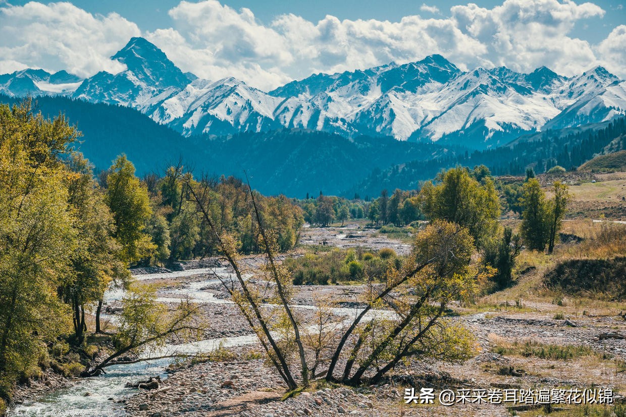 自驾新疆，夏秋伊犁怎么玩？快跟我云游发掘深度旅行小众目的地