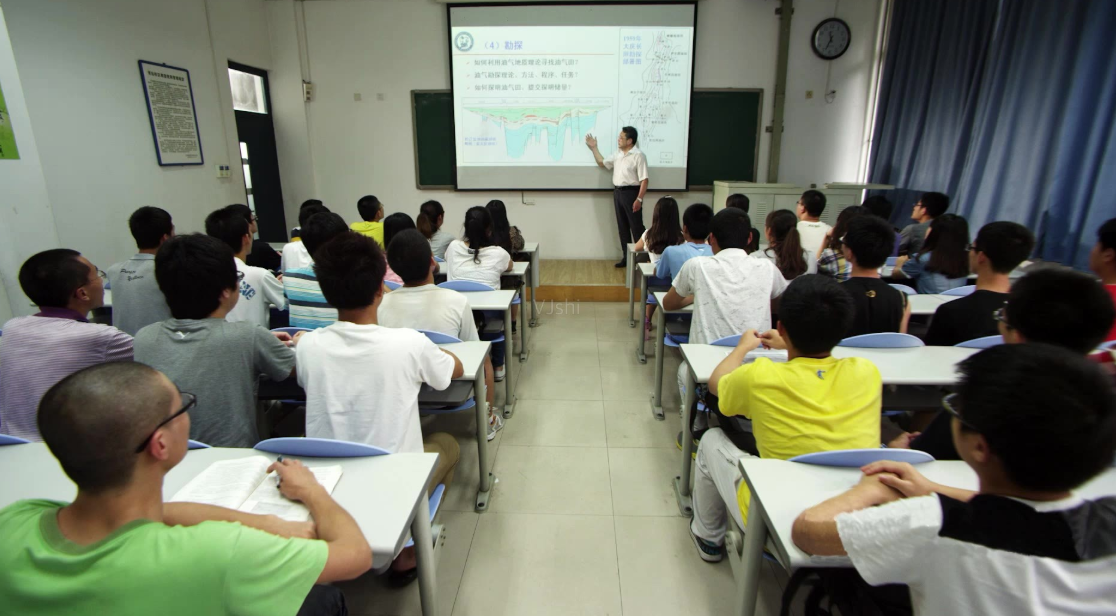 校园里出现“佛系大学生”，不进学生会也不加社团，老师也没办法