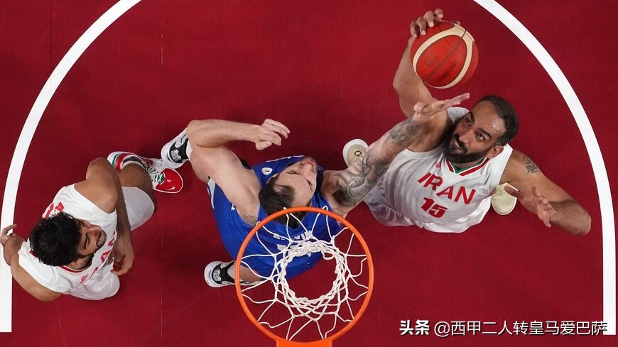 伊朗有哪些人打nba(梦之队VS伊朗，这位在美国出生的伊朗球员，十分渴望和美国交手)