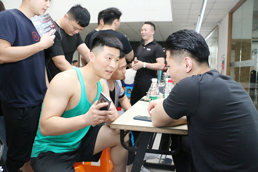 健身私教学校（私人教练学校哪个比较好呢）