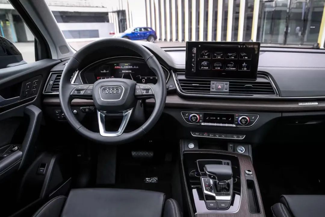 更年轻、更运动、更越野！奥迪Q5L上市，39.68万元起
