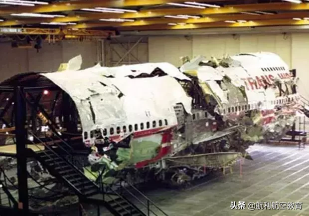空难之后:那些改变现代航空史的飞行事故
