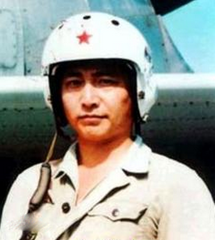 2001年王伟撞机牺牲，美军要求返还飞机加满油，结局如何？