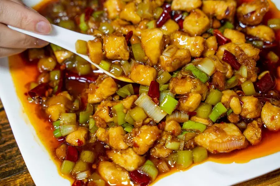 这条魔鬼美食街从头走到尾，我胖了10斤（上）