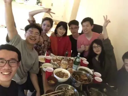 在芝加哥北郊的西北大学读书是一种什么体验?