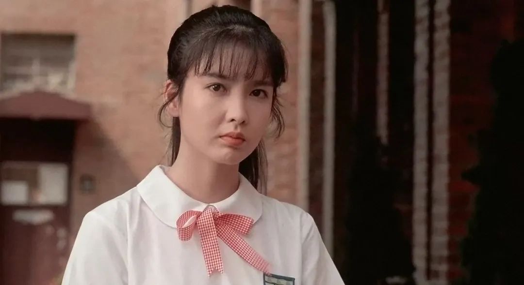 玉女掌门人周慧敏,颜值巅峰时期,5年时间合作遍四大天王