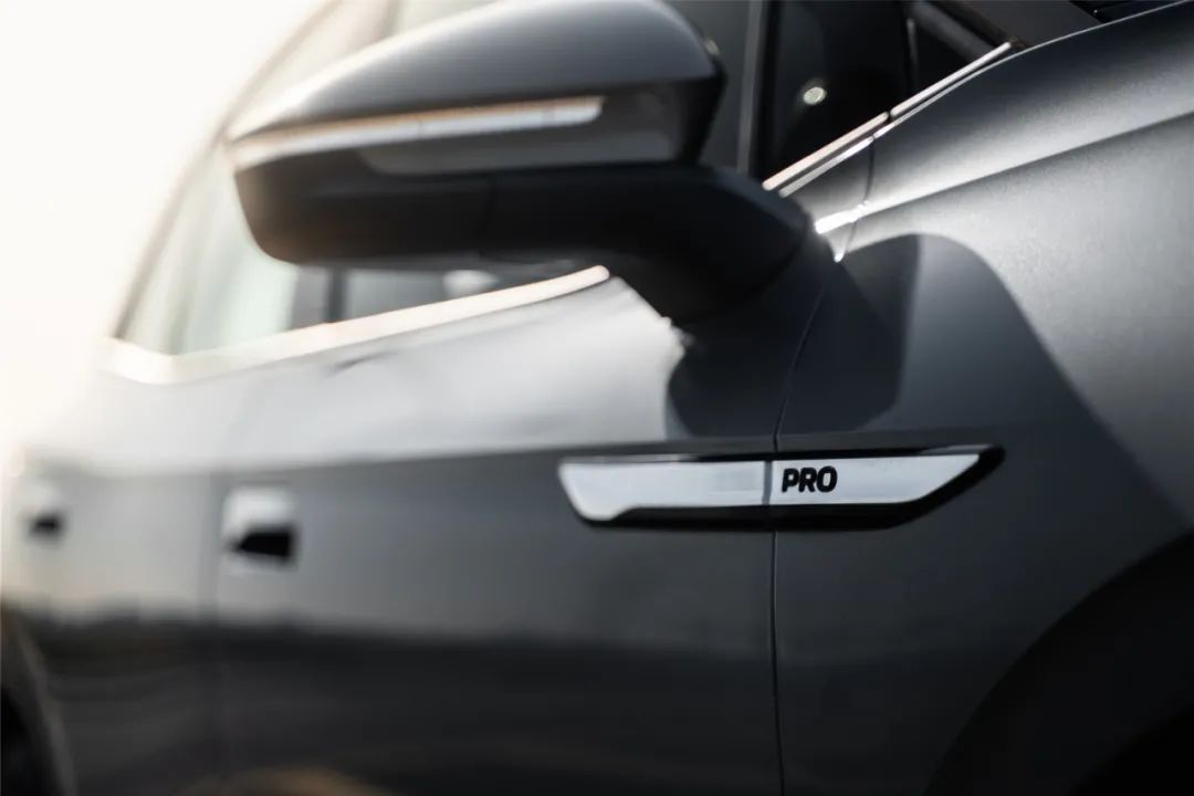 预算20-30万买电动车，看大众ID.就够了吗？