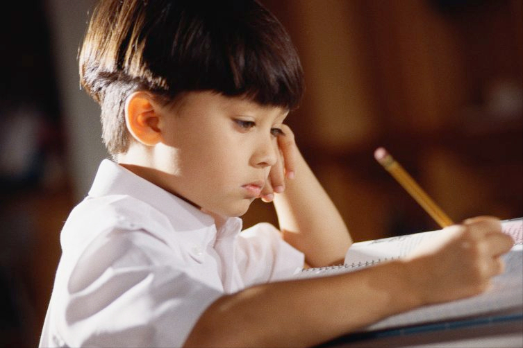 家庭教育、学校教育和社会教育哪个更重要？答案来了