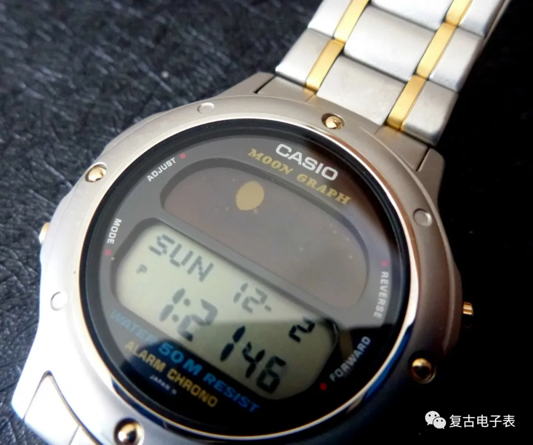 纵观日月星辰的全金属卡西欧——CASIO MOON GRAPH gmw61