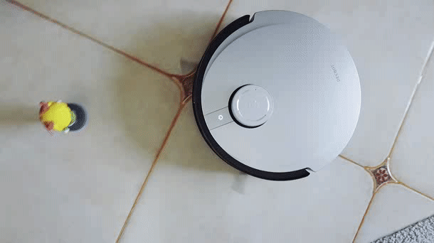 年度旗舰：科沃斯新品DEEBOT X1 OMNI扫拖机器人开箱评测