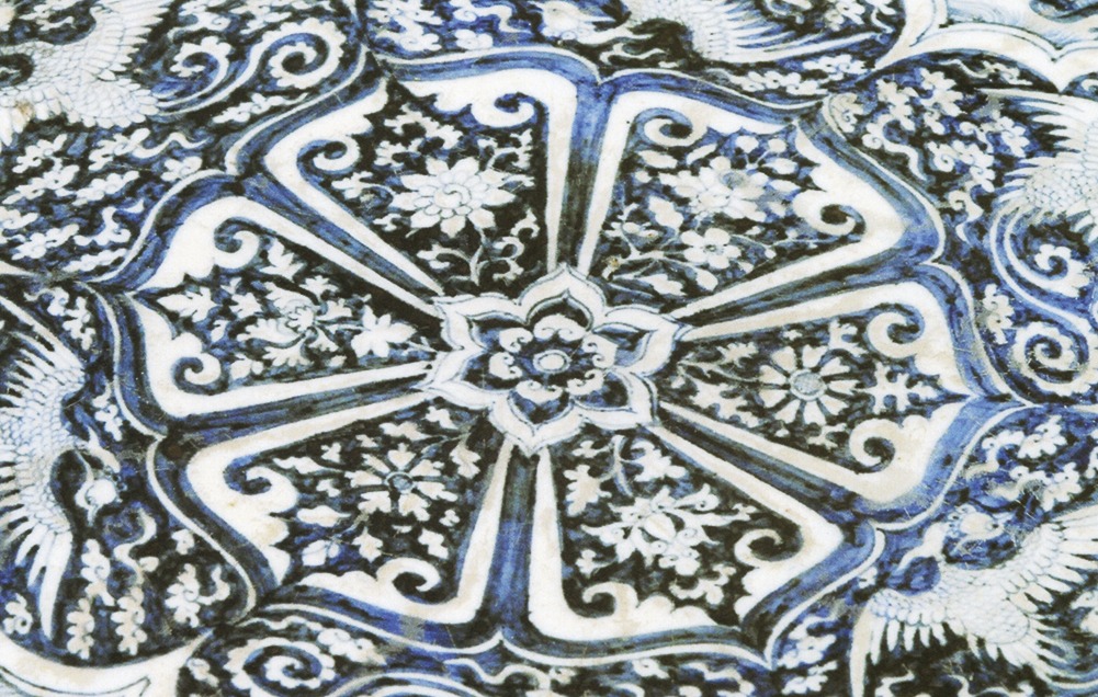 缠枝莲、折枝莲、一把莲及鱼藻莲等——元青花纹饰中莲纹的类型