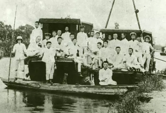 天才尹希17岁考上哈佛，学成后加入美籍拒绝回国，谈及原因获反思